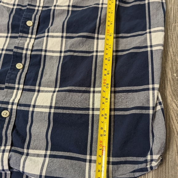 Banana Republic Factory Standard Fit blue plaid long sleeve button down L - Picture 5 of 6